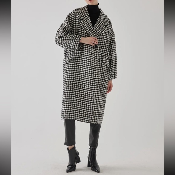 ShopEvelynne Jackets & Blazers - Chic Houndstooth Pattern Oversized Balloon Sleeve
Coat